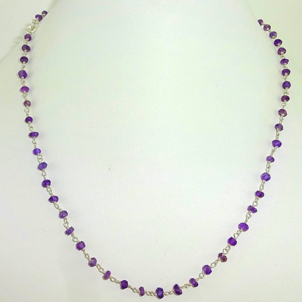 - carnelian necklace, 17 inches long.